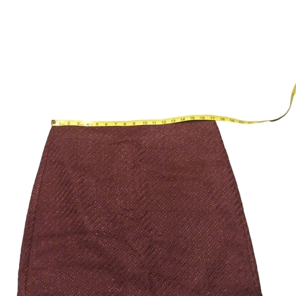 Loft Maroon Half-Zipper Back Acrylic Polyester Wool Blend Mini Skirt Size 12 - Picture 6 of 9